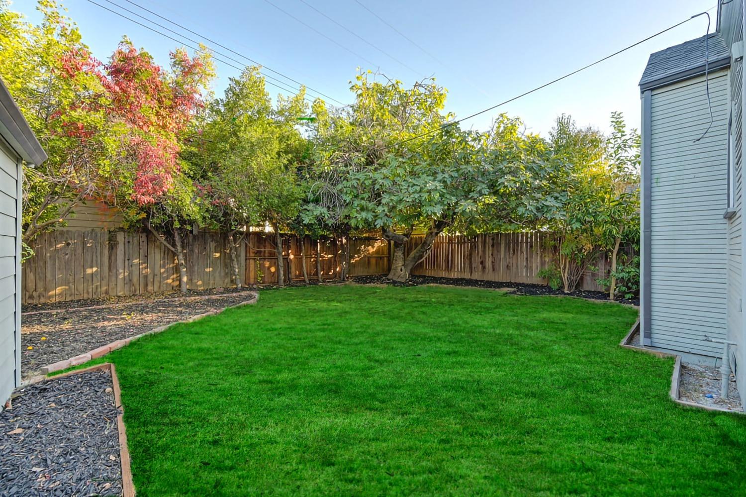 Detail Gallery Image 34 of 36 For 1045 35th St, Sacramento,  CA 95816 - 3 Beds | 2 Baths