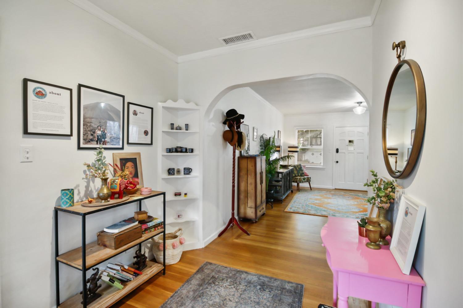 27Th Street, Sacramento, CA, 95816-3706