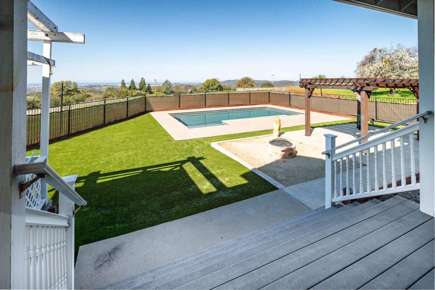 Detail Gallery Image 32 of 88 For 2661 Mountain Oak, Rescue,  CA 95672 - 3 Beds | 3 Baths