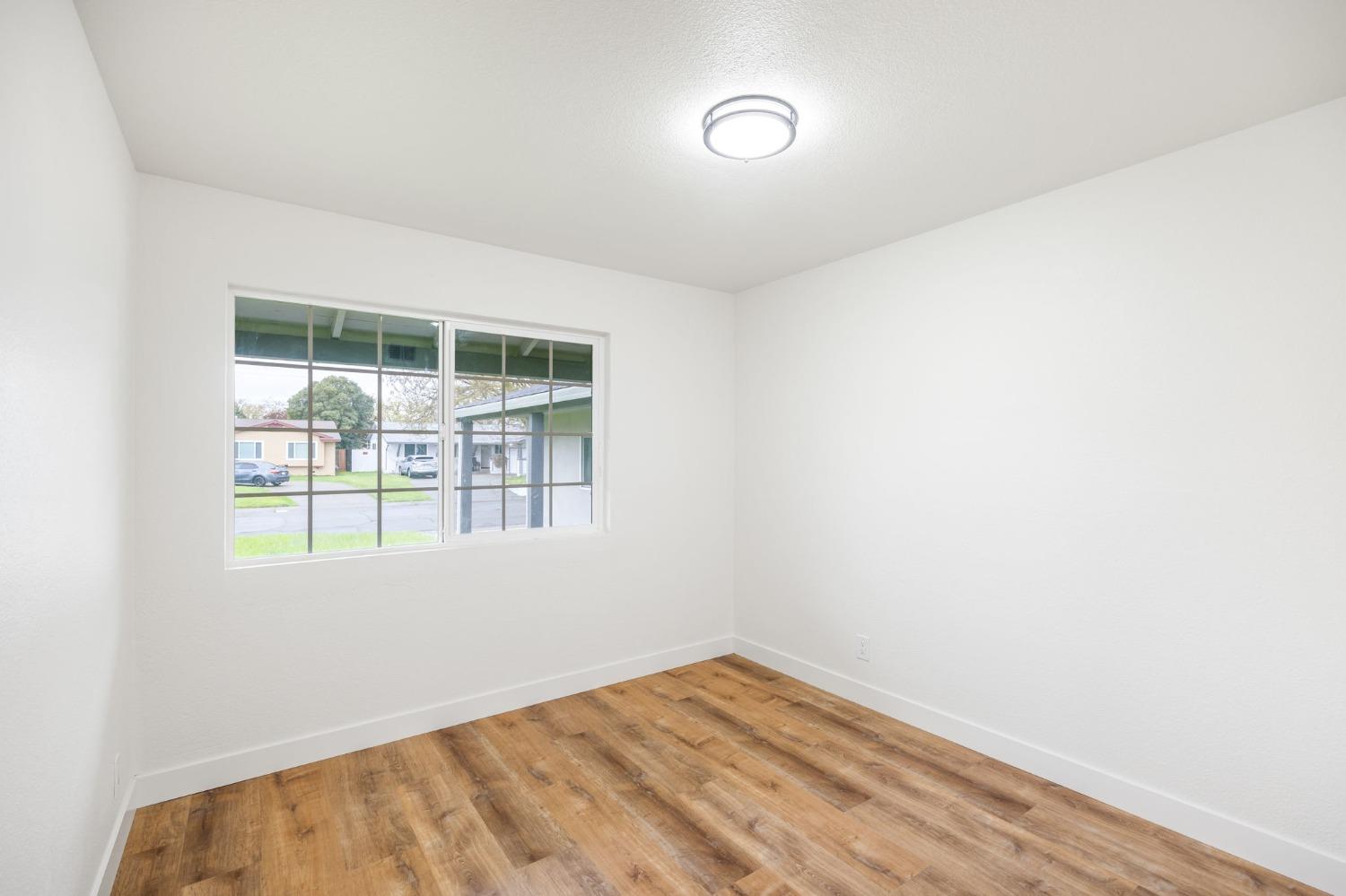 Detail Gallery Image 25 of 40 For 7645 22nd St, Sacramento,  CA 95832 - 4 Beds | 2 Baths