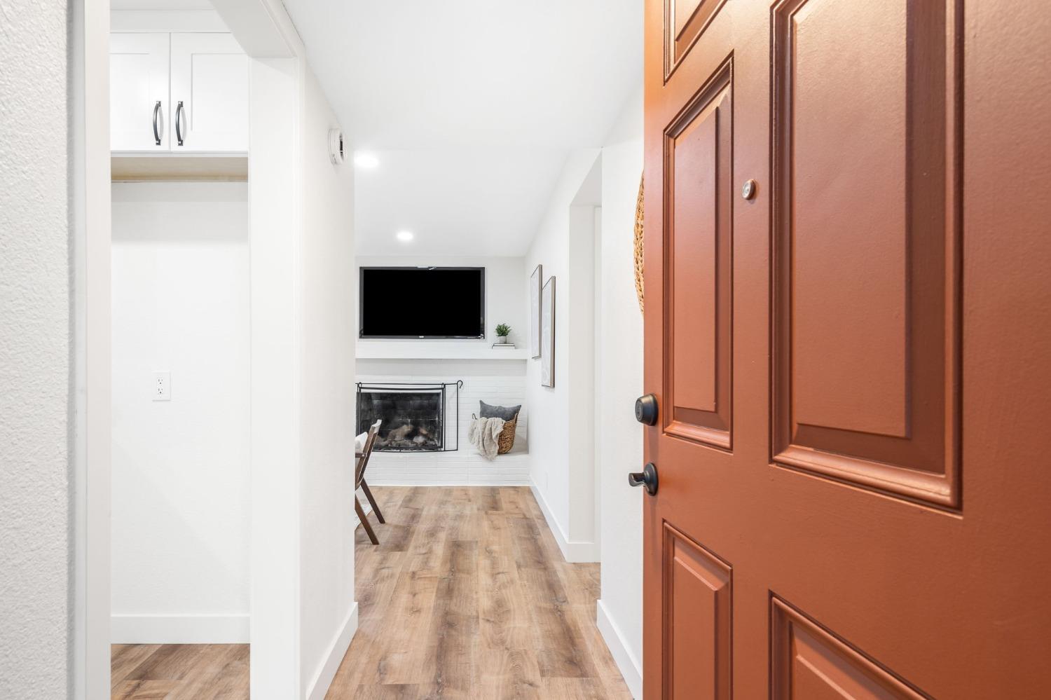 Detail Gallery Image 6 of 40 For 7645 22nd St, Sacramento,  CA 95832 - 4 Beds | 2 Baths