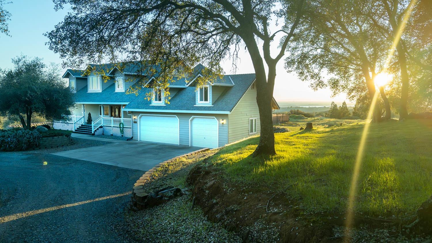 Detail Gallery Image 16 of 88 For 2661 Mountain Oak, Rescue,  CA 95672 - 3 Beds | 3 Baths