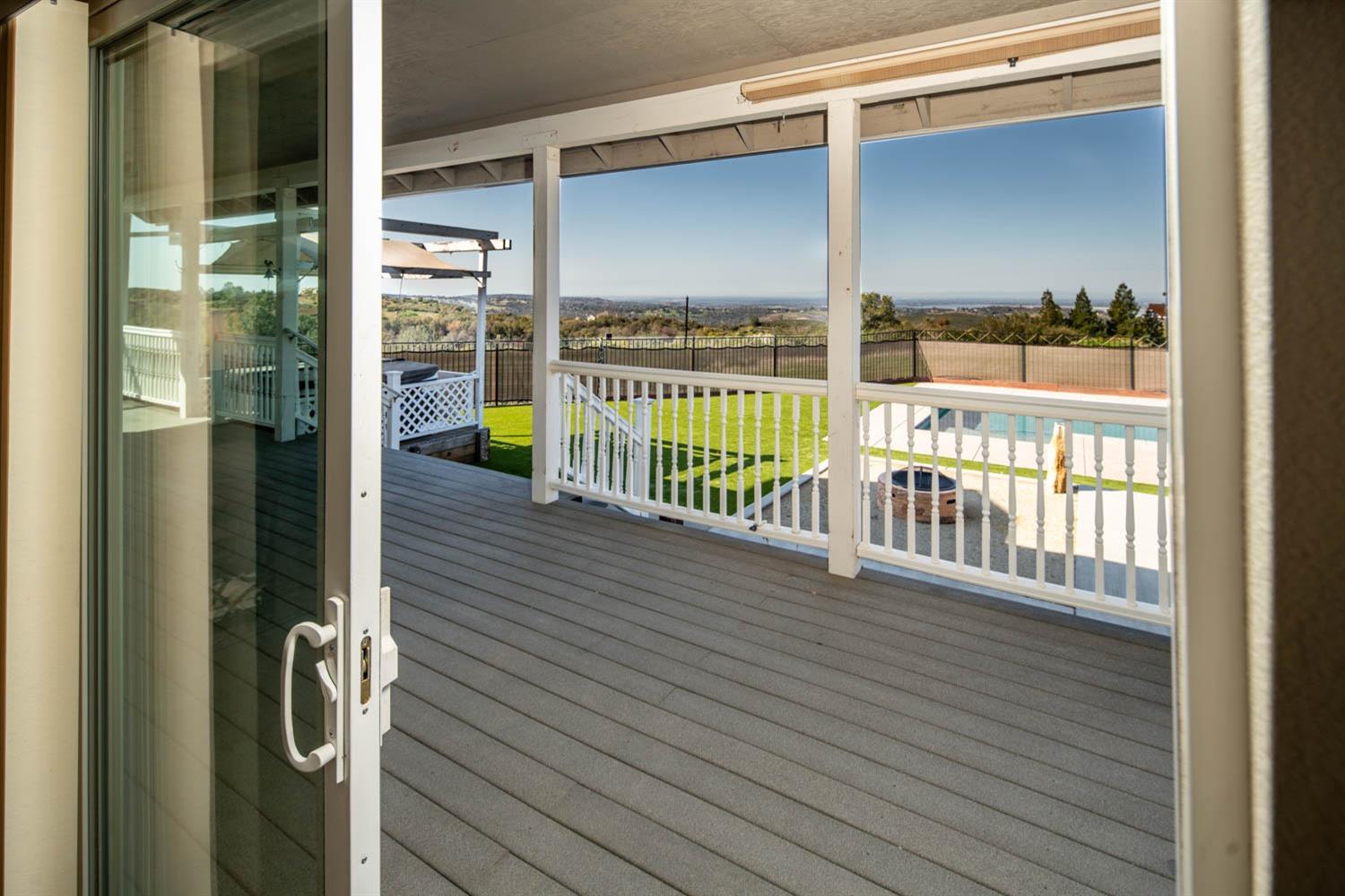 Detail Gallery Image 27 of 88 For 2661 Mountain Oak, Rescue,  CA 95672 - 3 Beds | 3 Baths