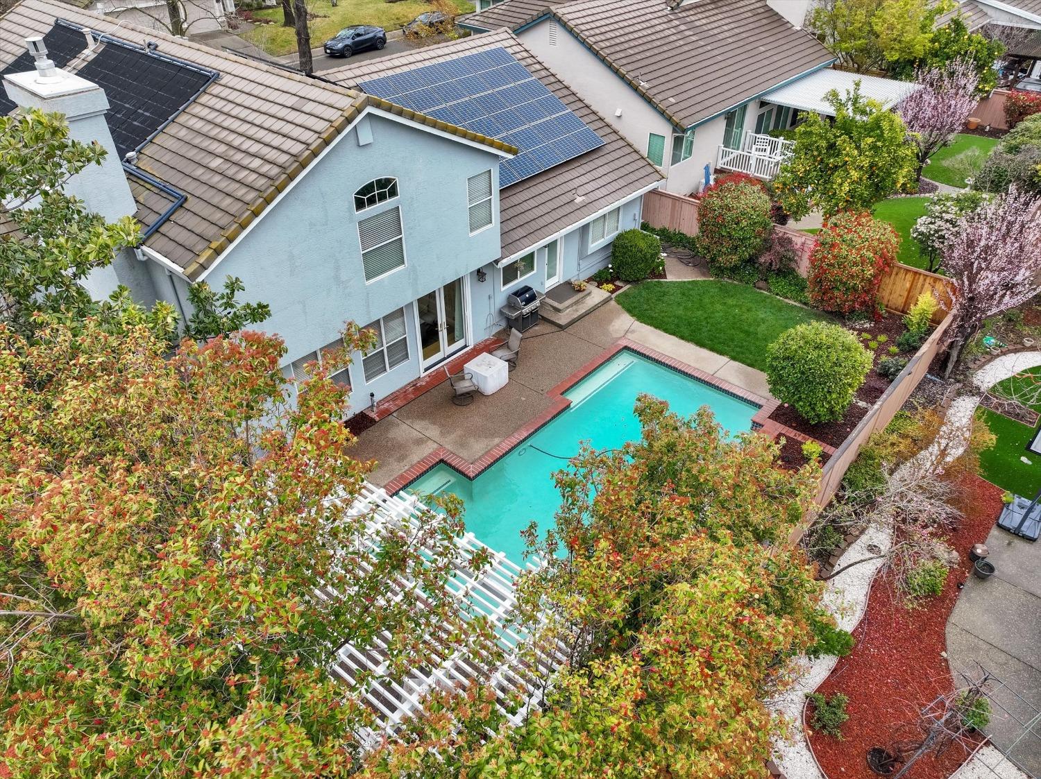 Detail Gallery Image 62 of 68 For 11932 Old Eureka Way, Gold River,  CA 95670 - 4 Beds | 3 Baths