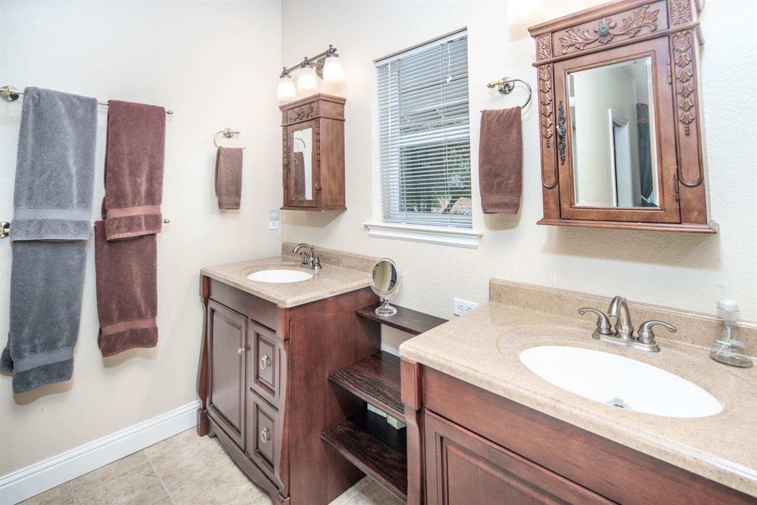 Detail Gallery Image 36 of 88 For 2661 Mountain Oak, Rescue,  CA 95672 - 3 Beds | 3 Baths