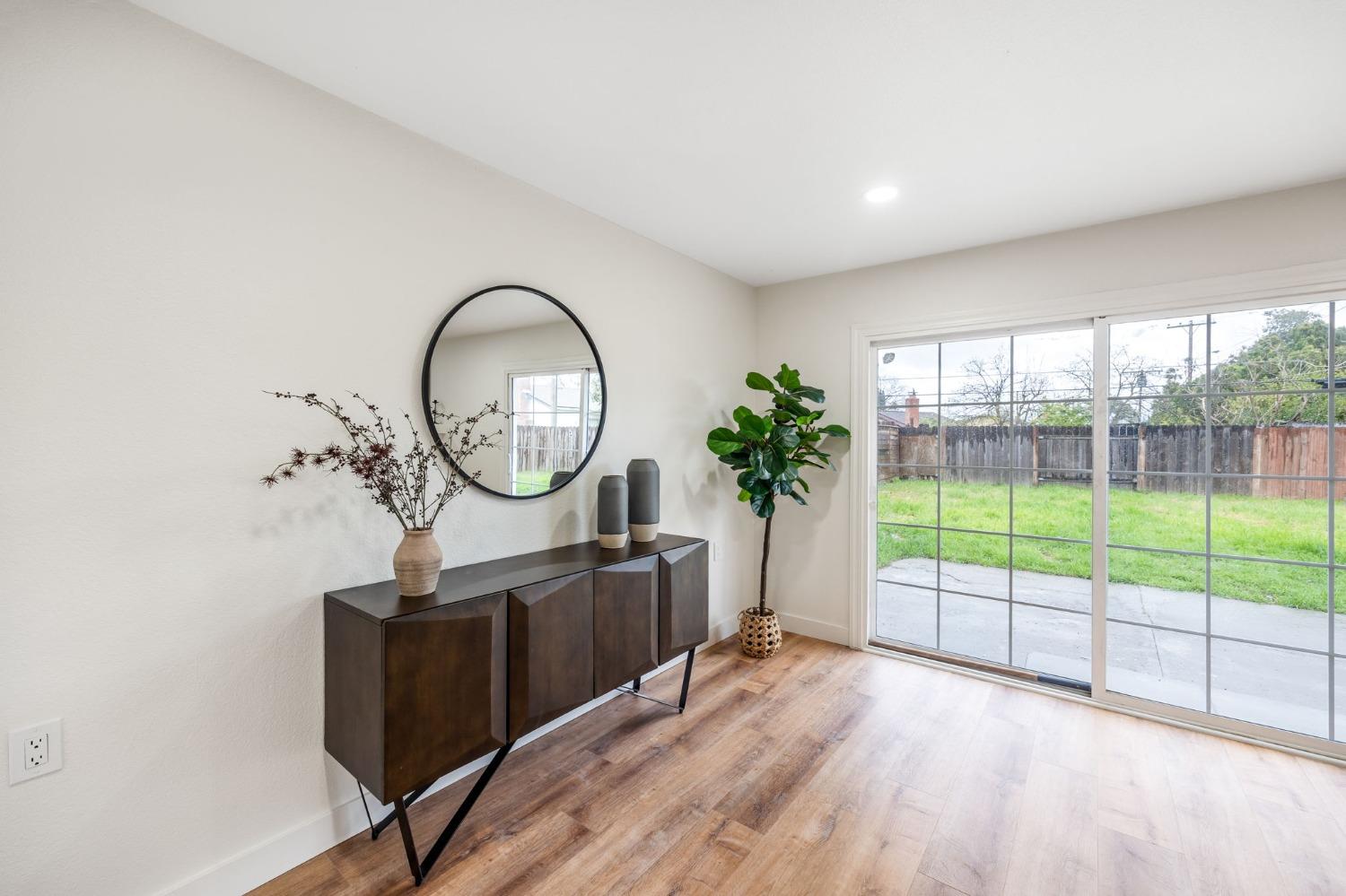 Detail Gallery Image 15 of 40 For 7645 22nd St, Sacramento,  CA 95832 - 4 Beds | 2 Baths
