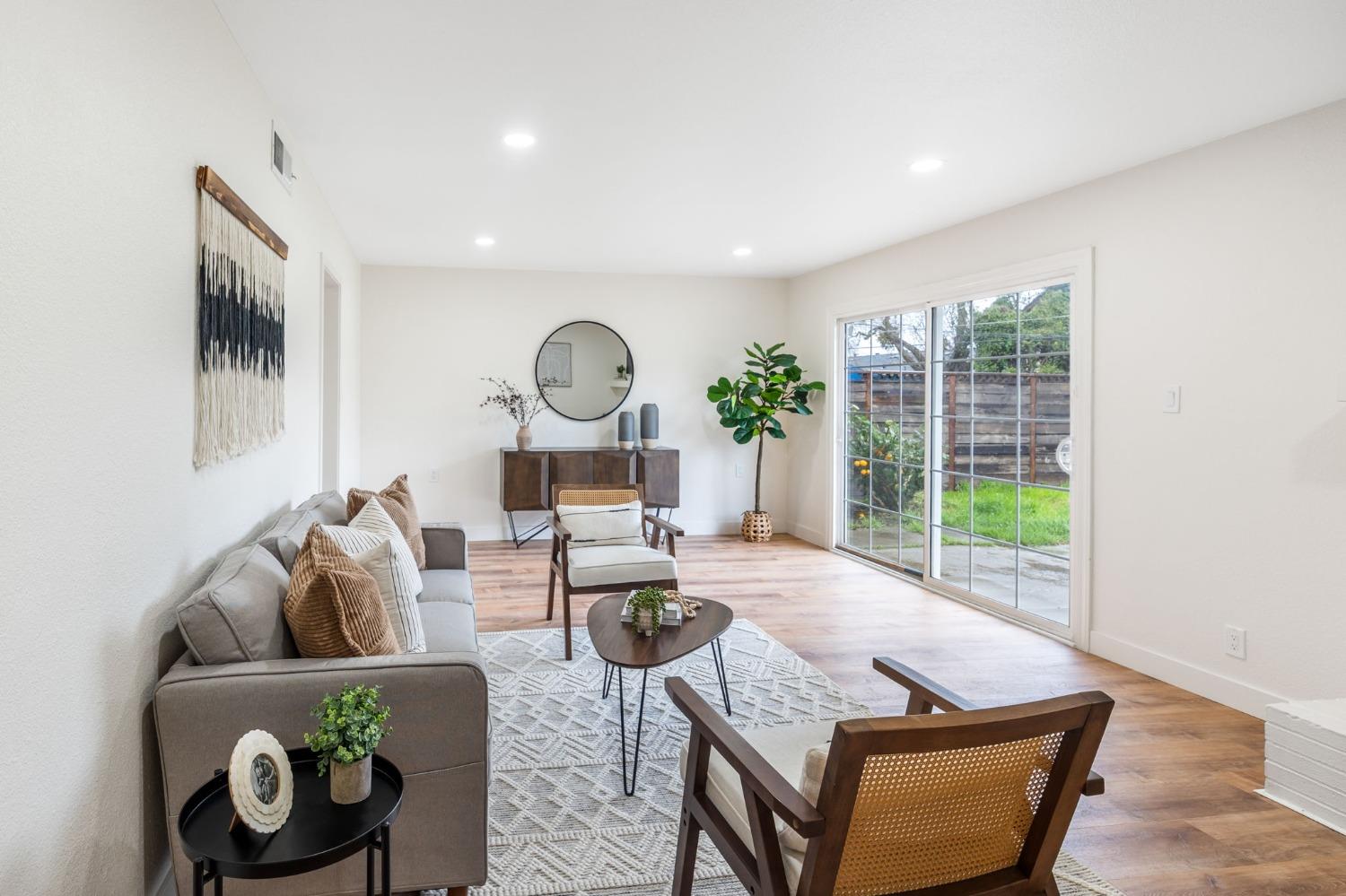 Detail Gallery Image 20 of 40 For 7645 22nd St, Sacramento,  CA 95832 - 4 Beds | 2 Baths