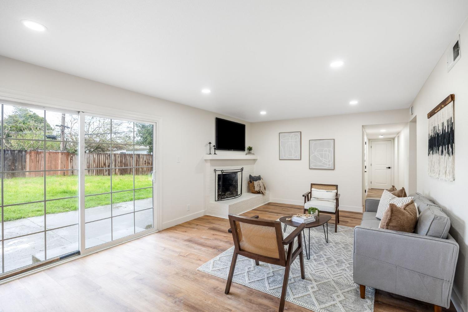 Detail Gallery Image 17 of 40 For 7645 22nd St, Sacramento,  CA 95832 - 4 Beds | 2 Baths