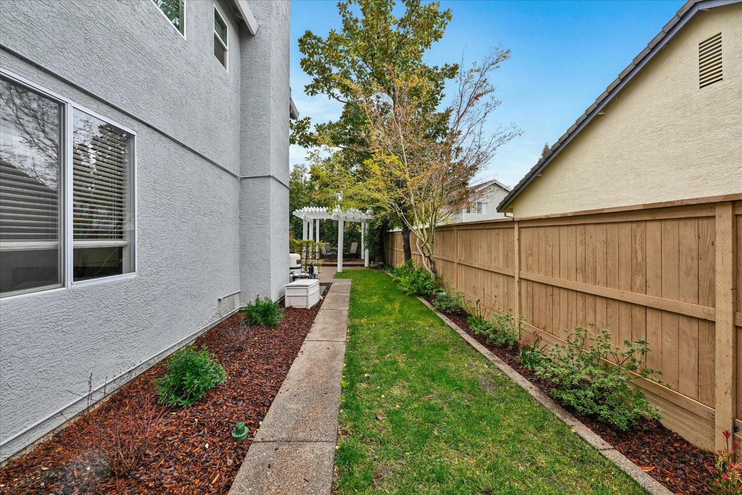 Detail Gallery Image 54 of 68 For 11932 Old Eureka Way, Gold River,  CA 95670 - 4 Beds | 3 Baths