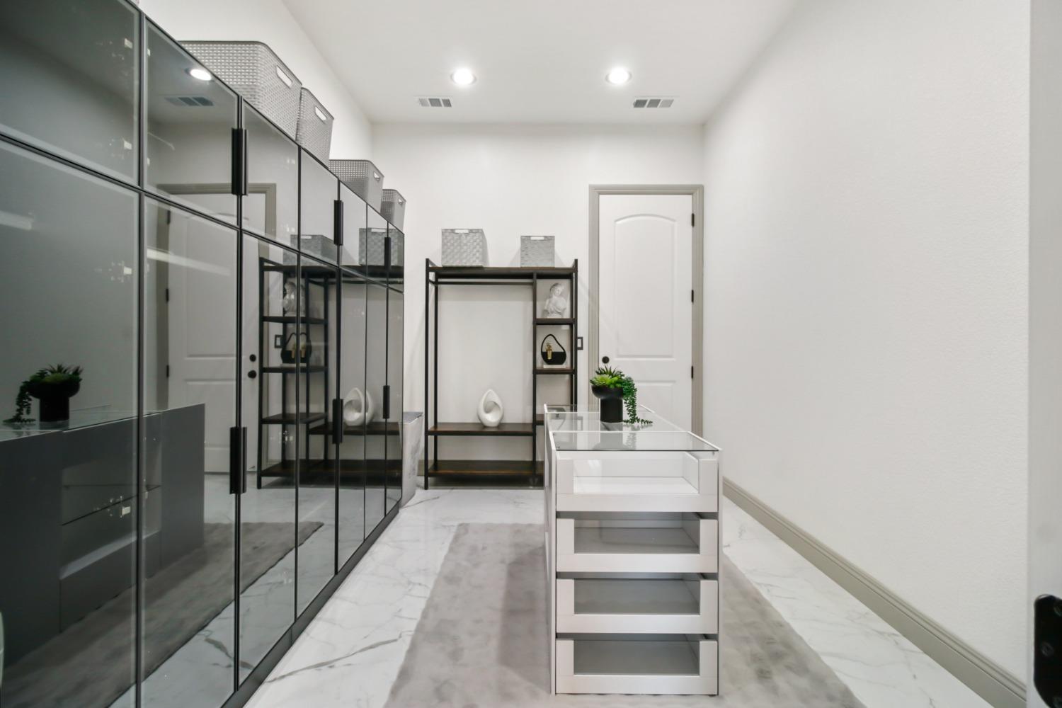 Detail Gallery Image 52 of 65 For 14537 Mira Vista Ln, Lockeford,  CA 95237 - 7 Beds | 4/1 Baths