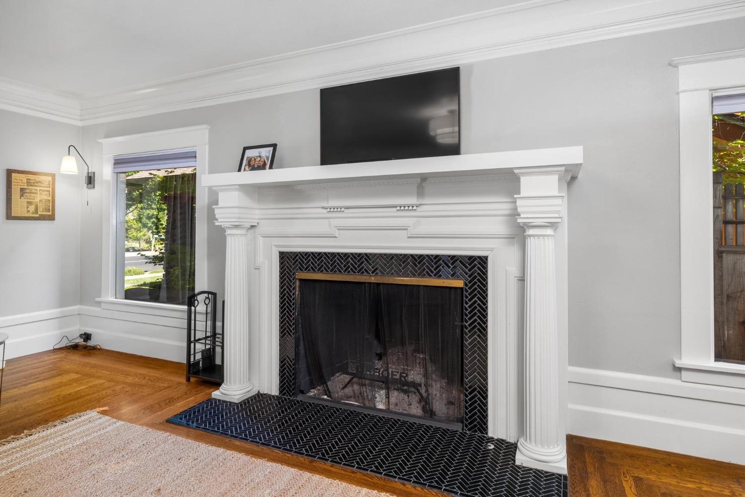 Detail Gallery Image 11 of 50 For 214 Magnolia Ave, Modesto,  CA 95354 - 4 Beds | 3/3 Baths