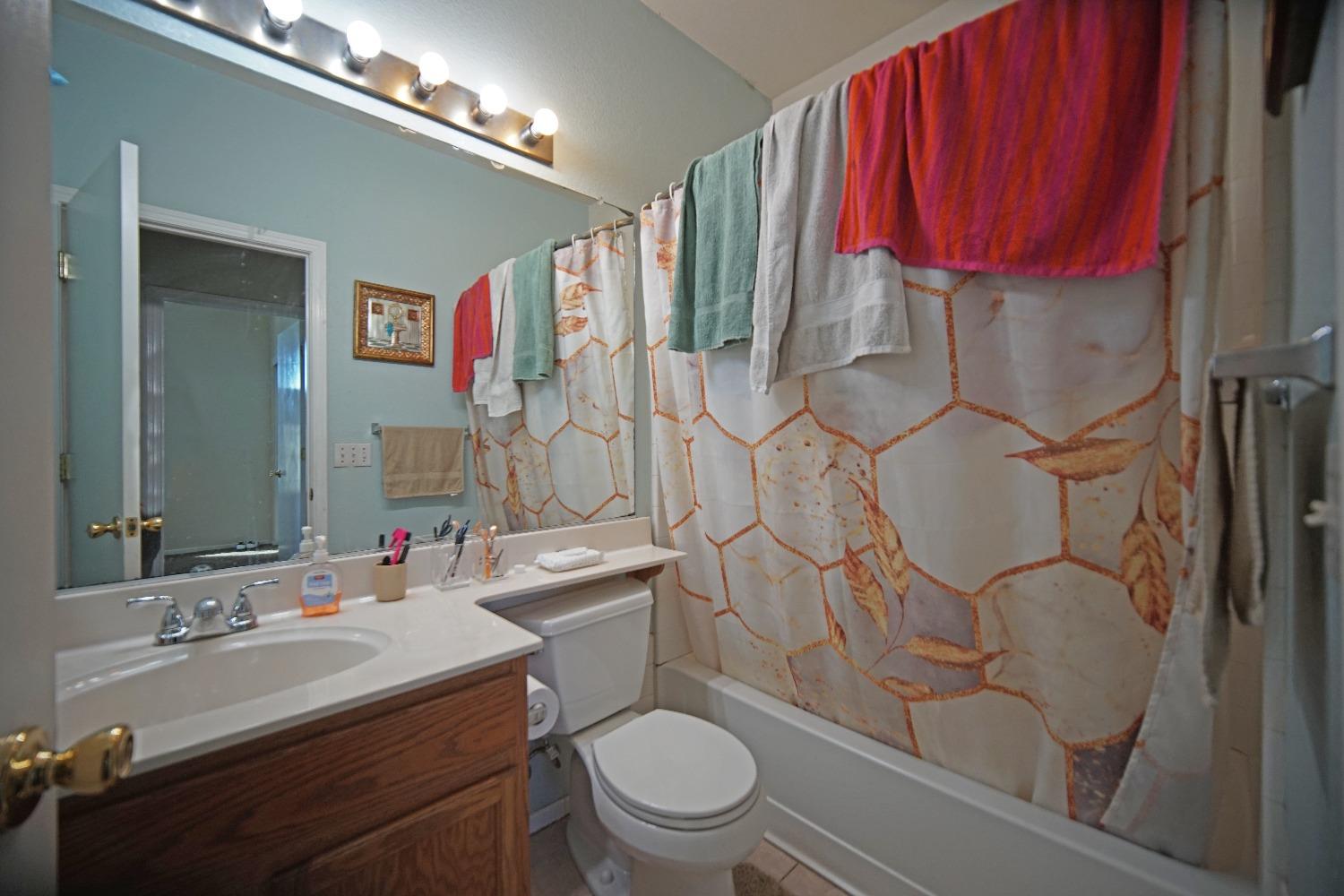 Detail Gallery Image 14 of 16 For 7969 Tantura Way, Sacramento,  CA 95832 - 3 Beds | 2 Baths