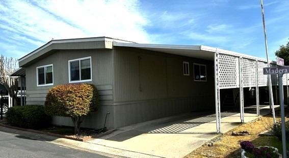 Detail Gallery Image 2 of 19 For 232 Madera Dr, Lodi,  CA 95240 - 3 Beds | 2 Baths