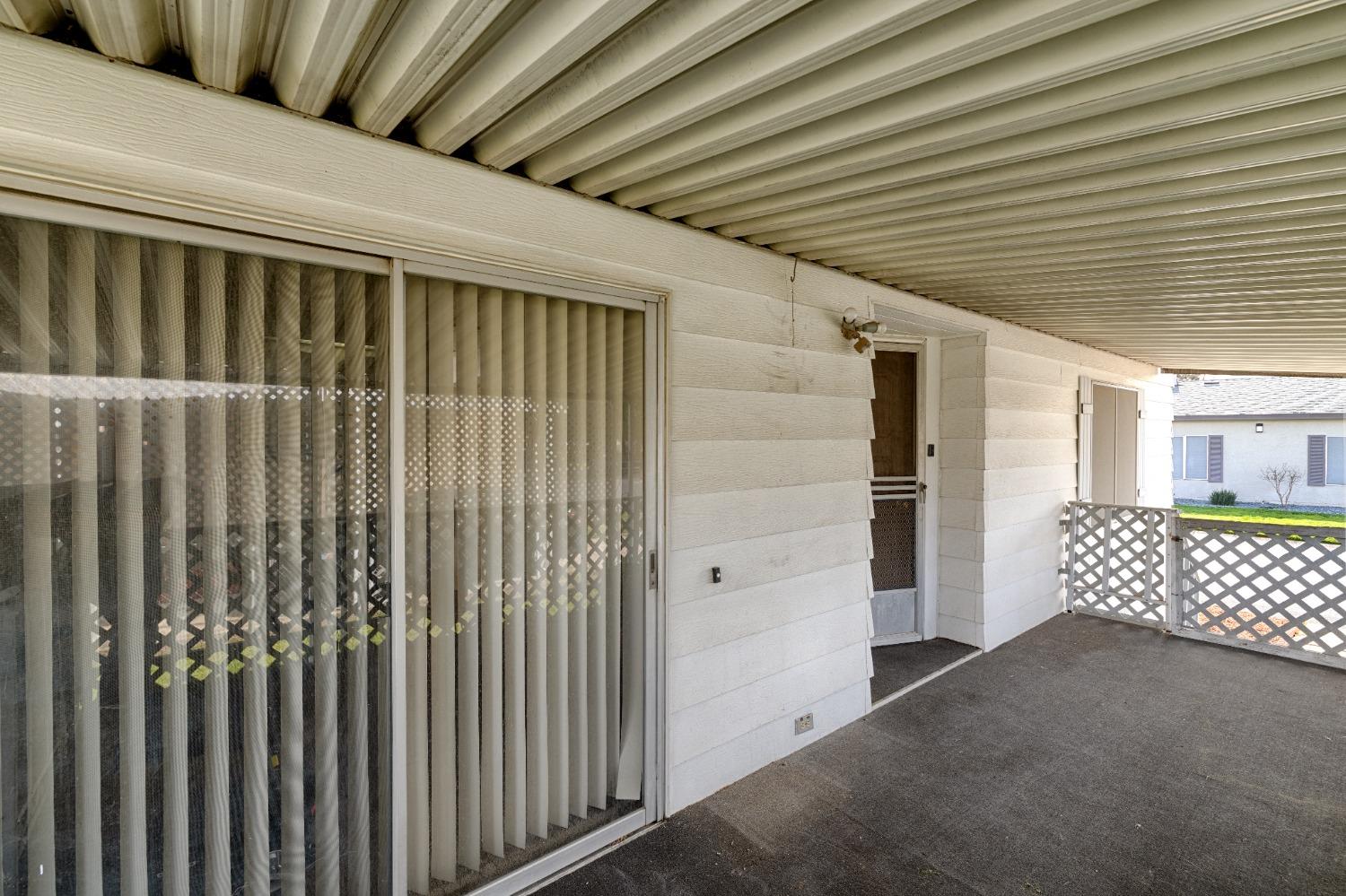Detail Gallery Image 5 of 27 For 3116 Tory Ln, Sacramento,  CA 95827 - 2 Beds | 2 Baths
