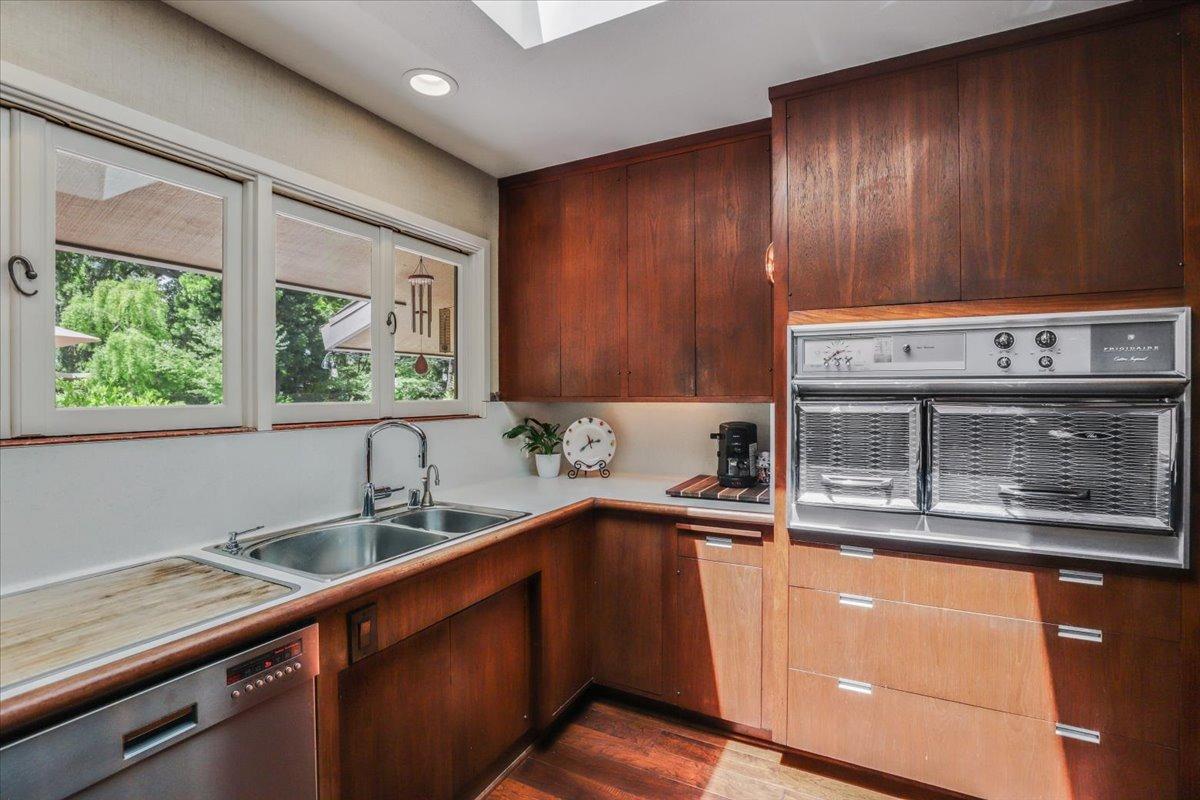 Detail Gallery Image 24 of 89 For 7209 Woodside Dr, Stockton,  CA 95207 - 4 Beds | 2/1 Baths