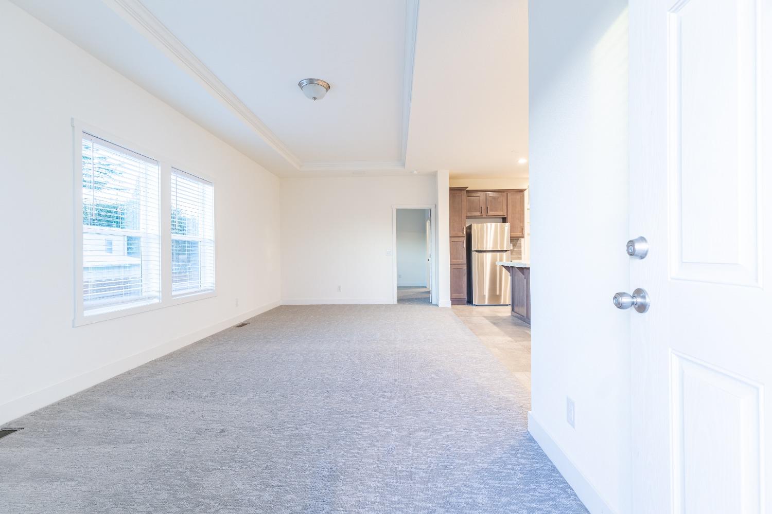 Detail Gallery Image 4 of 12 For 2307 Oakdale Rd 43, Modesto,  CA 95355 - 2 Beds | 2 Baths