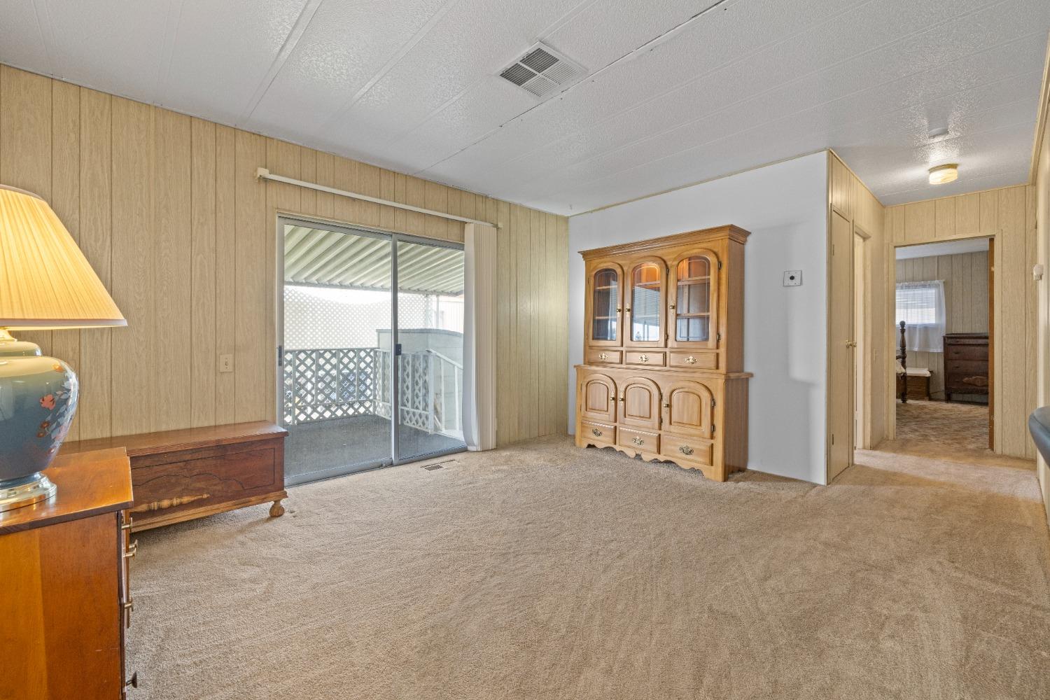 Detail Gallery Image 17 of 27 For 3116 Tory Ln, Sacramento,  CA 95827 - 2 Beds | 2 Baths