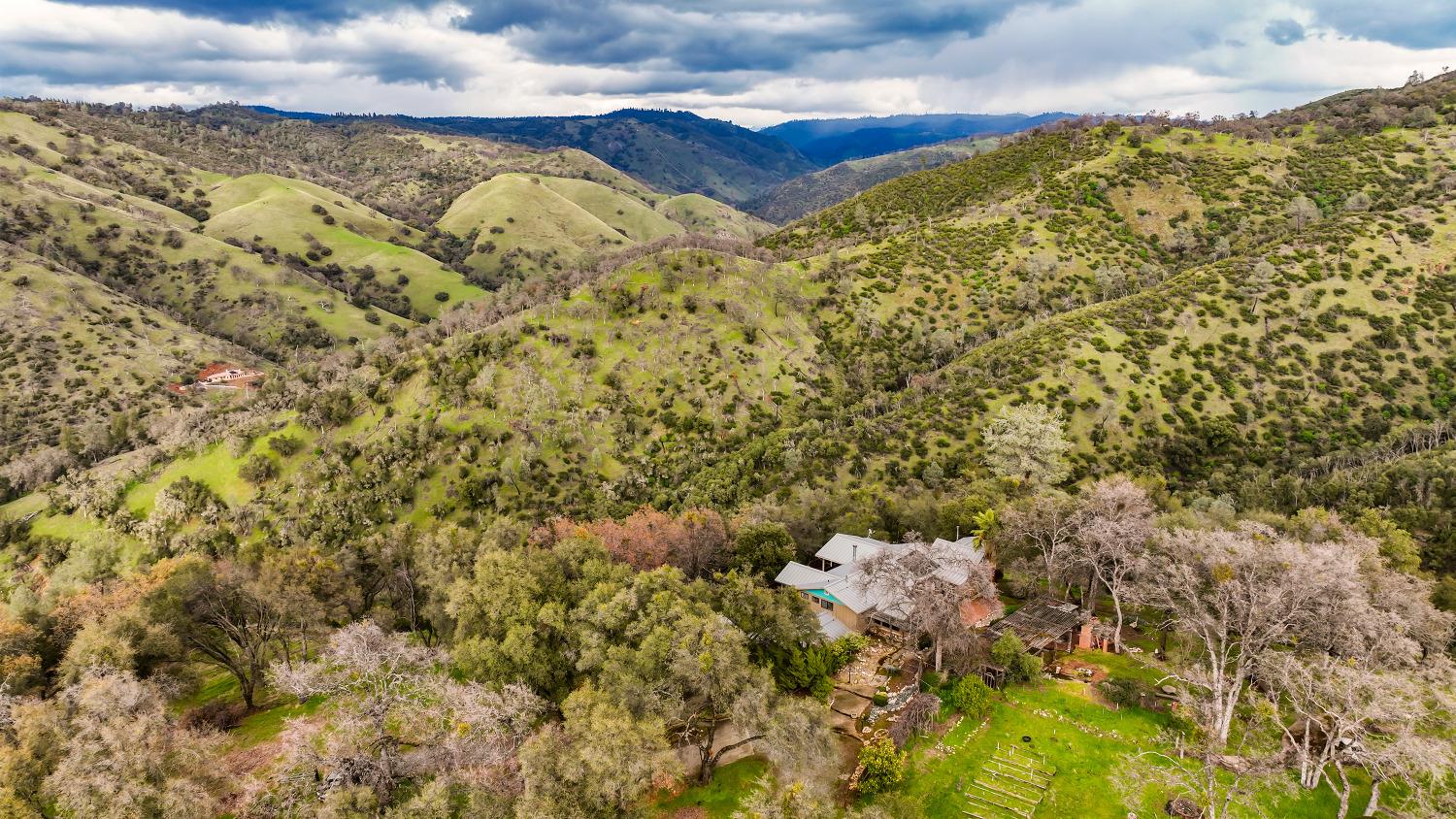 Detail Gallery Image 65 of 86 For 8812 Miwok Trl, Mokelumne Hill,  CA 95245 - 3 Beds | 4 Baths