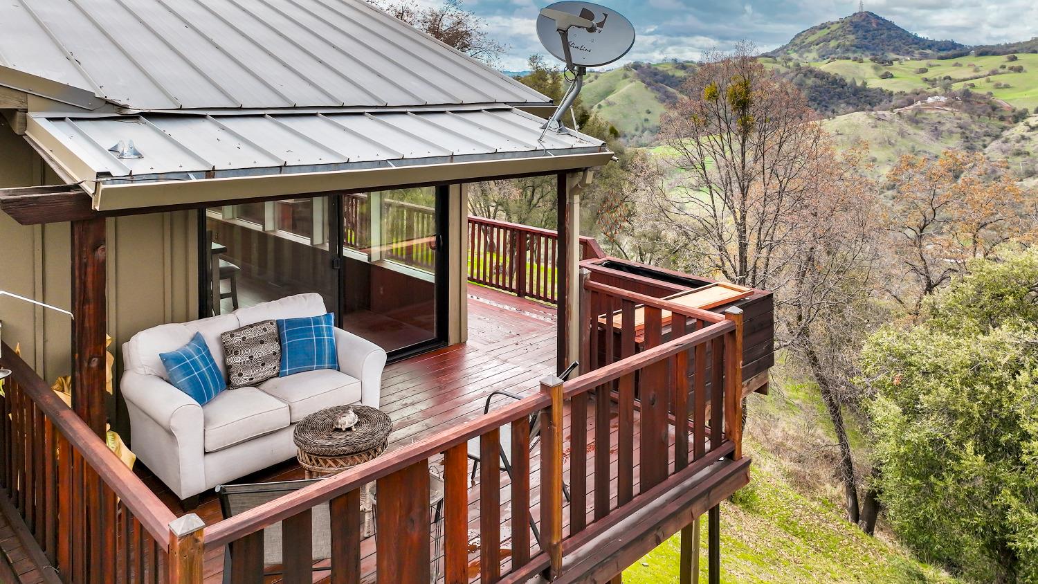 Detail Gallery Image 81 of 86 For 8812 Miwok Trl, Mokelumne Hill,  CA 95245 - 3 Beds | 4 Baths