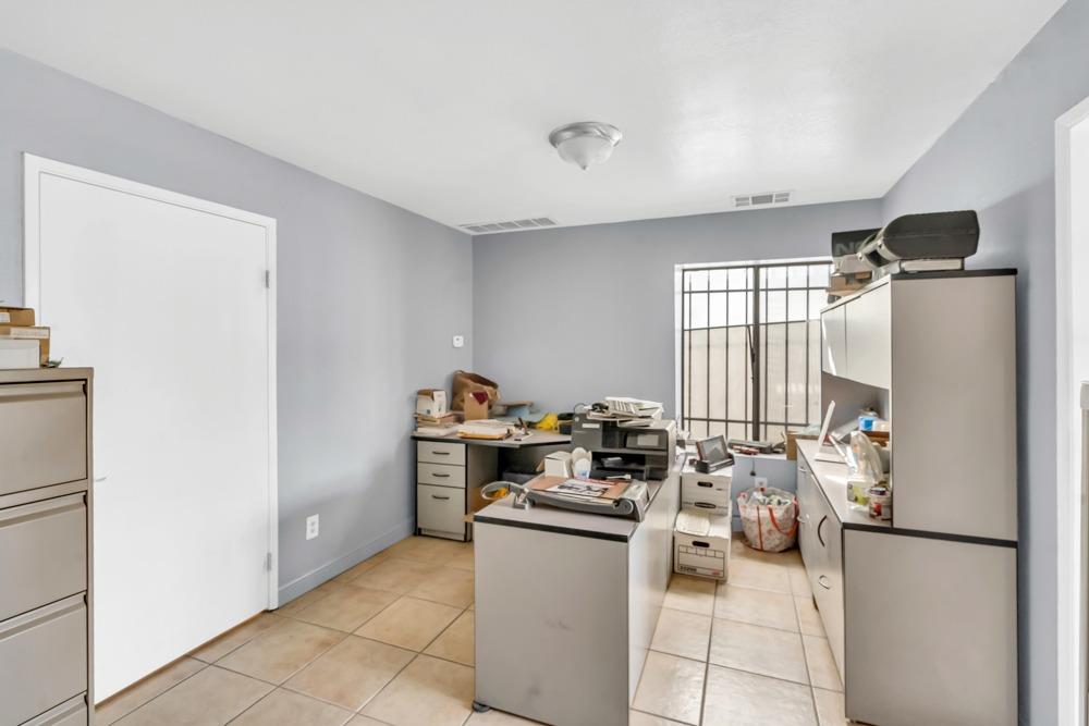 Detail Gallery Image 28 of 40 For 25533 N Highway 99, Acampo,  CA 95220 - – Beds | – Baths