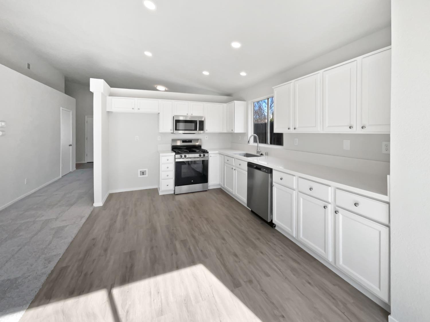 Parducci Way, Sacramento, California image 22