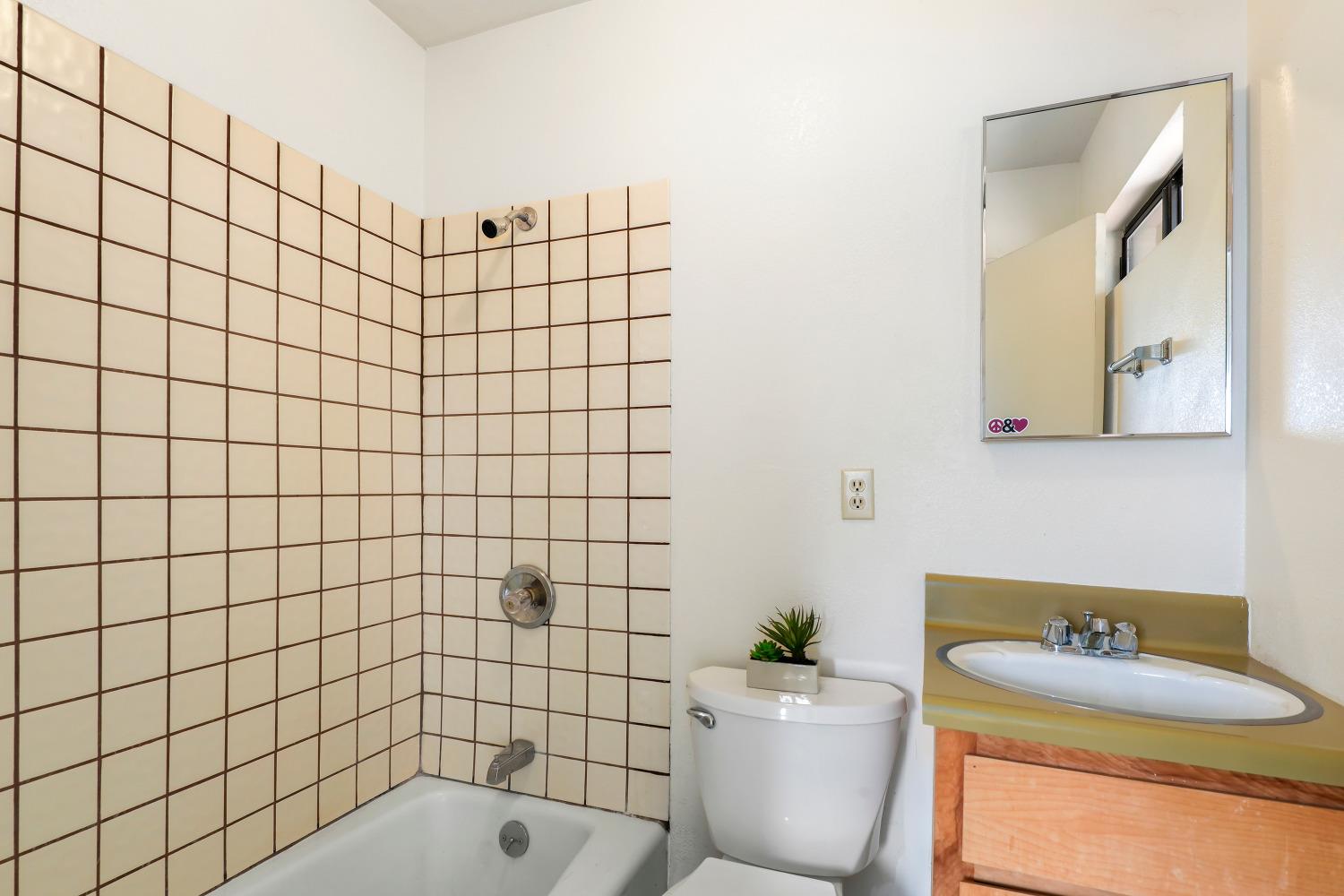 Detail Gallery Image 38 of 86 For 8812 Miwok Trl, Mokelumne Hill,  CA 95245 - 3 Beds | 4 Baths
