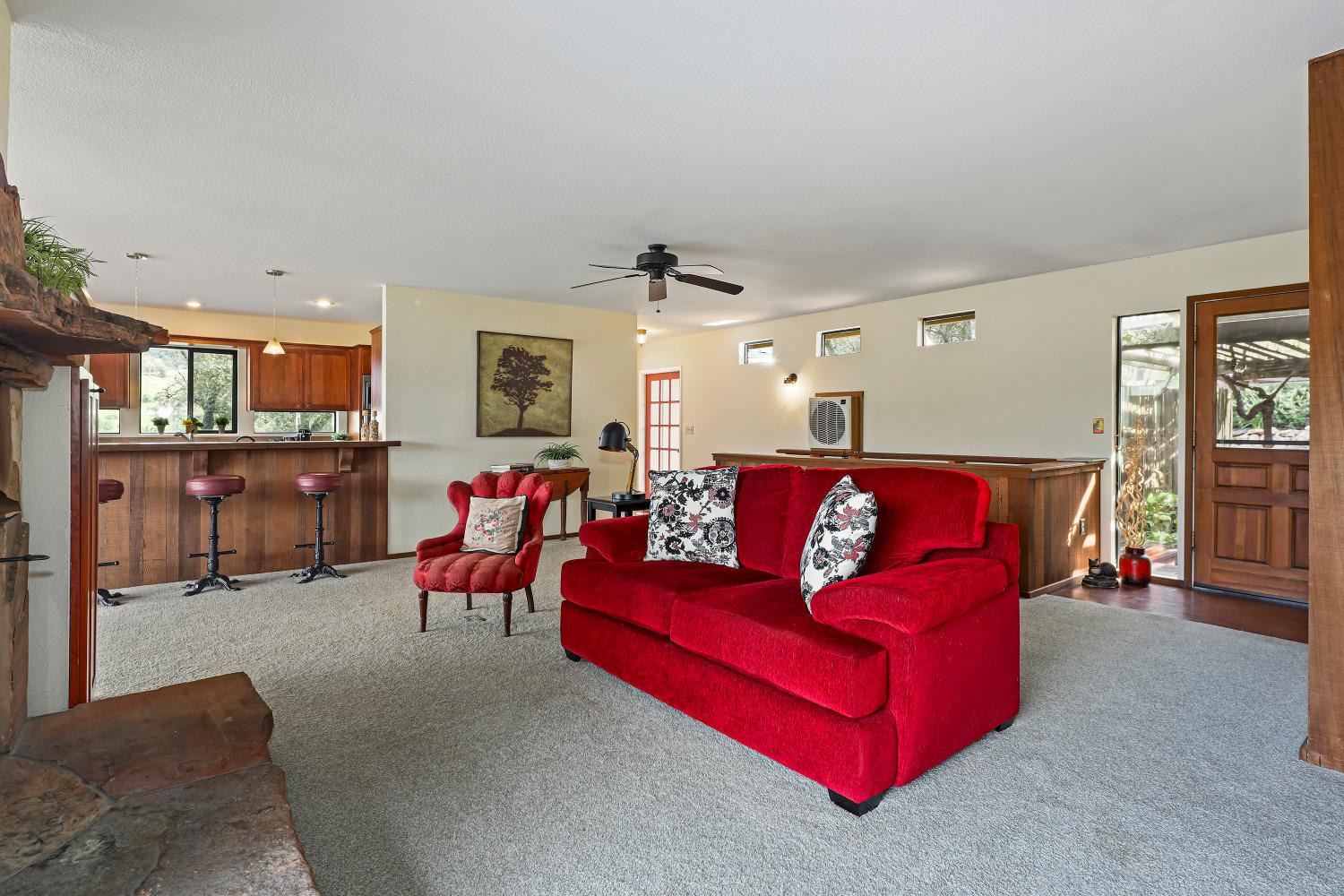 Detail Gallery Image 14 of 86 For 8812 Miwok Trl, Mokelumne Hill,  CA 95245 - 3 Beds | 4 Baths