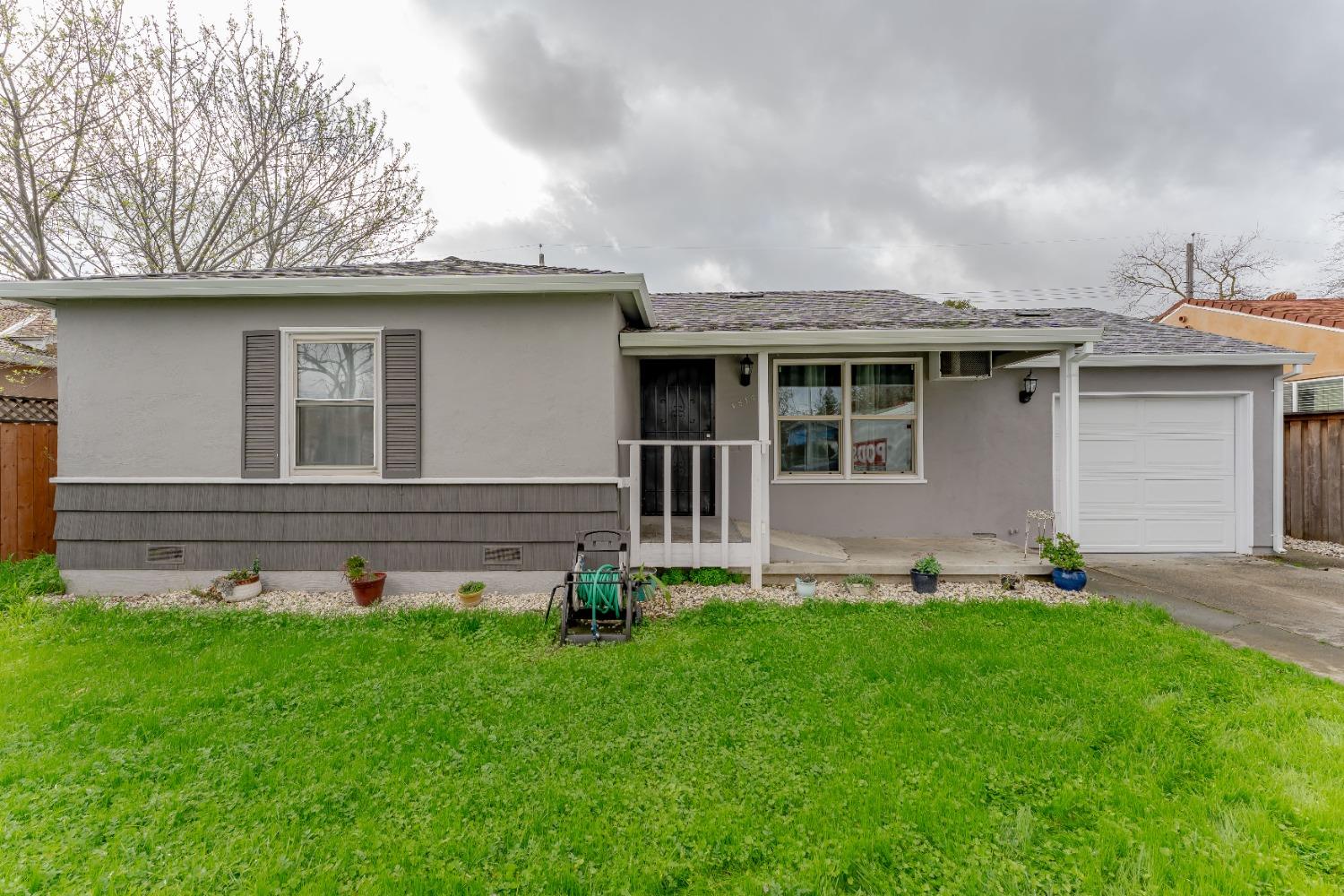 El Cerrito Way, Sacramento CA 95820