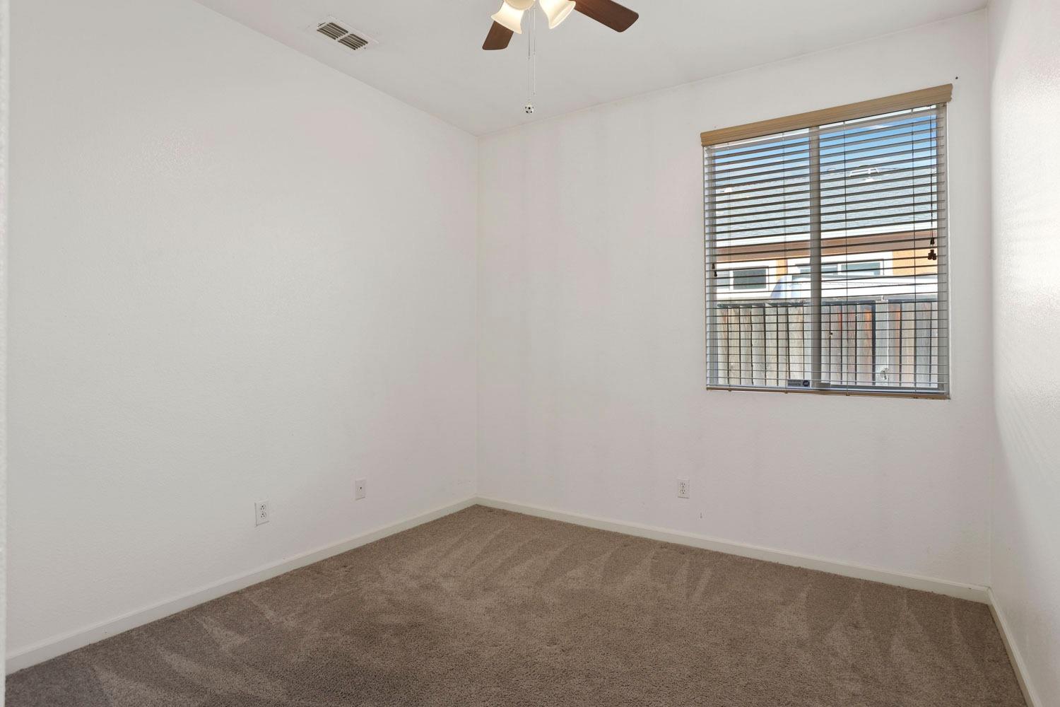 Detail Gallery Image 26 of 32 For 2050 Moss Oak Way, Stockton,  CA 95205 - 3 Beds | 2 Baths