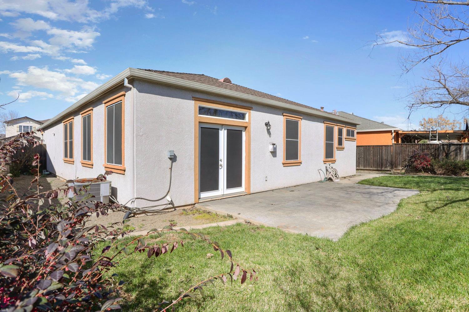 Detail Gallery Image 31 of 32 For 2050 Moss Oak Way, Stockton,  CA 95205 - 3 Beds | 2 Baths