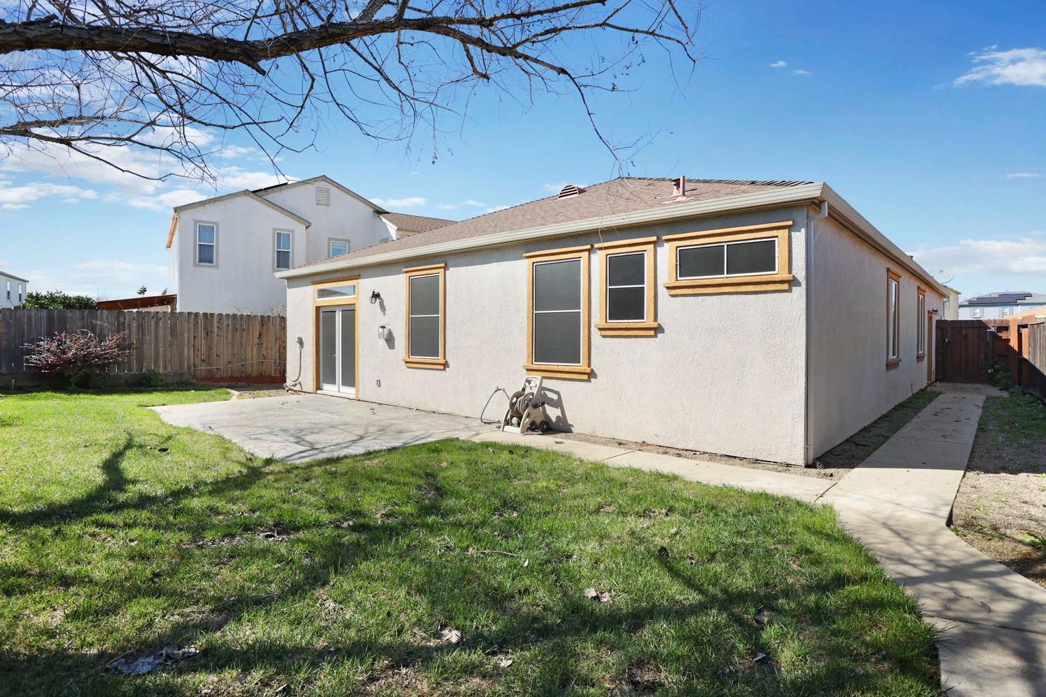 Detail Gallery Image 29 of 32 For 2050 Moss Oak Way, Stockton,  CA 95205 - 3 Beds | 2 Baths