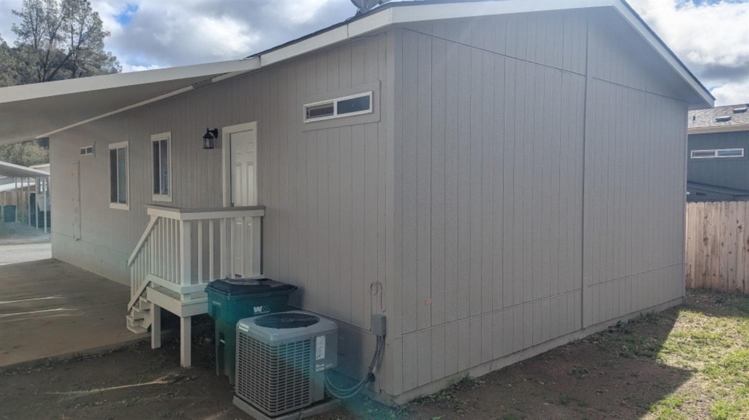 Detail Gallery Image 3 of 8 For 14740 Bass Drive 36, Redding,  CA 96003 - 3 Beds | 2 Baths