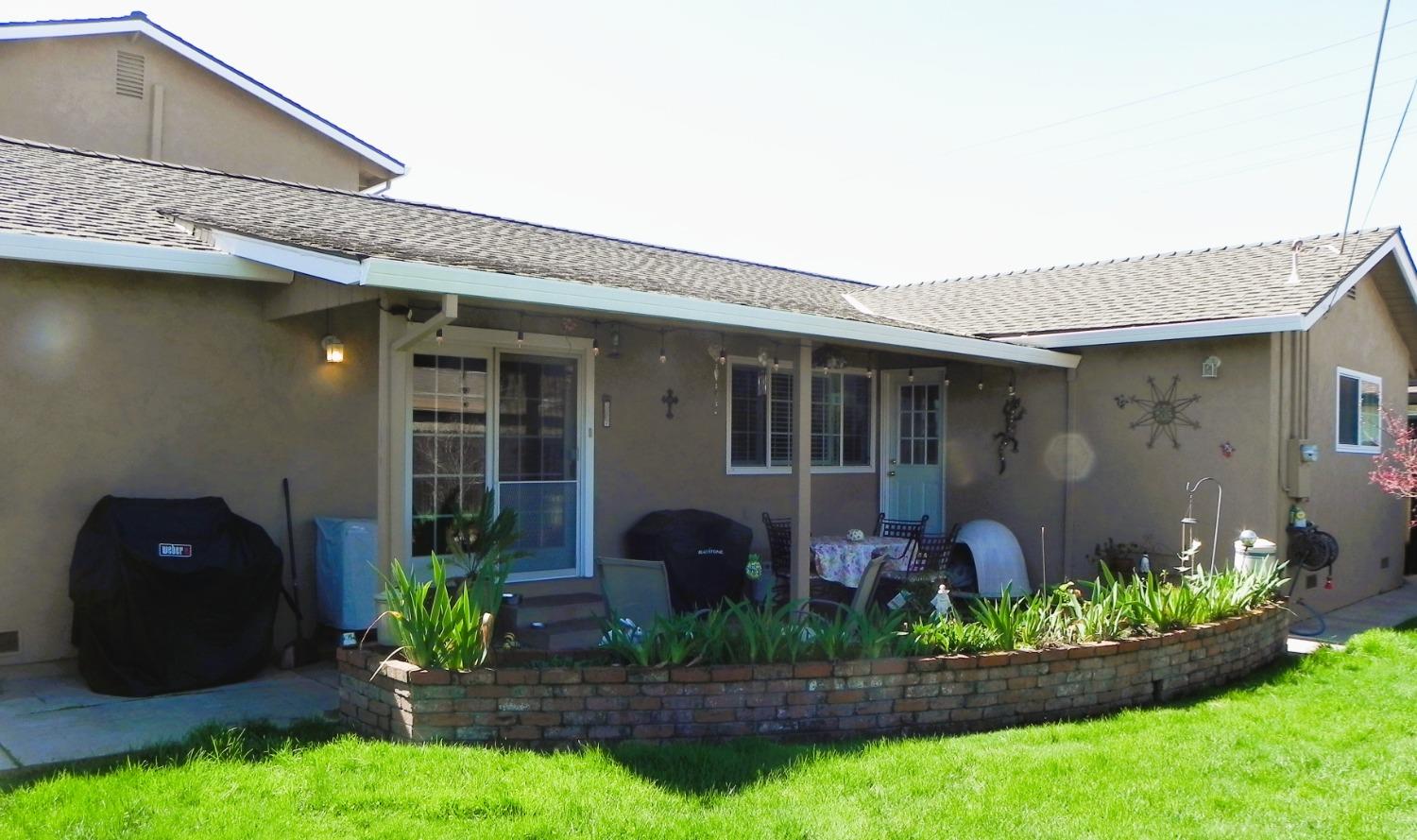 Maita Circle, Sacramento, California image 22