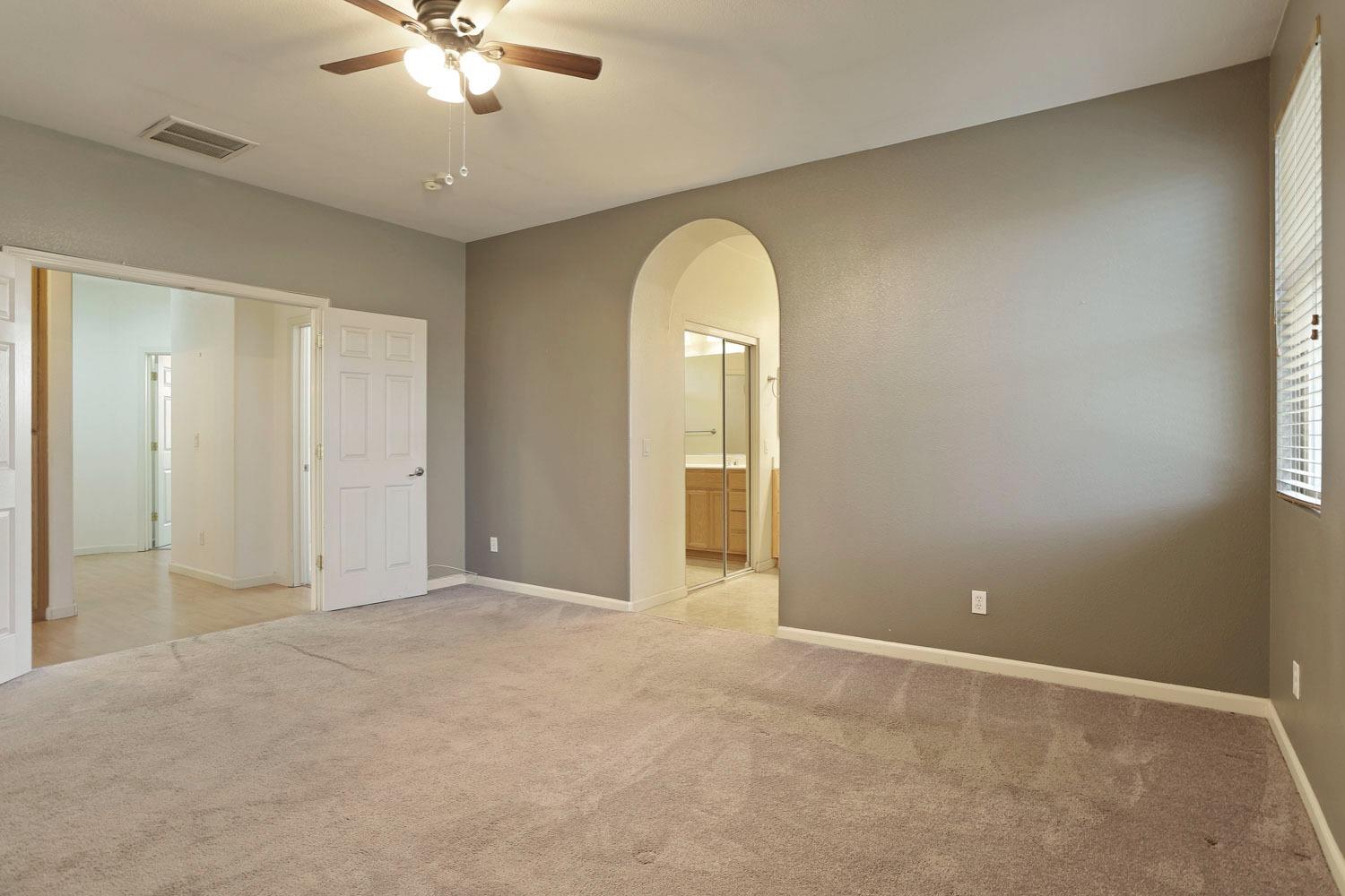 Detail Gallery Image 18 of 32 For 2050 Moss Oak Way, Stockton,  CA 95205 - 3 Beds | 2 Baths