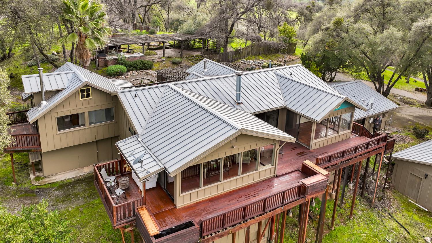 Detail Gallery Image 1 of 86 For 8812 Miwok Trl, Mokelumne Hill,  CA 95245 - 3 Beds | 4 Baths