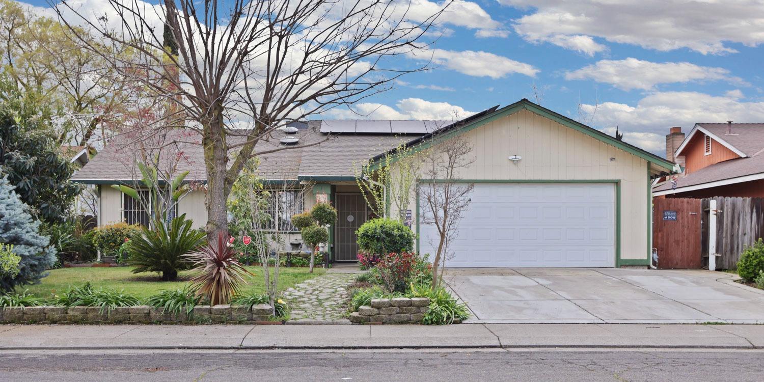 Detail Gallery Image 1 of 1 For 836 Likala Dr, Stockton,  CA 95210 - 3 Beds | 2 Baths