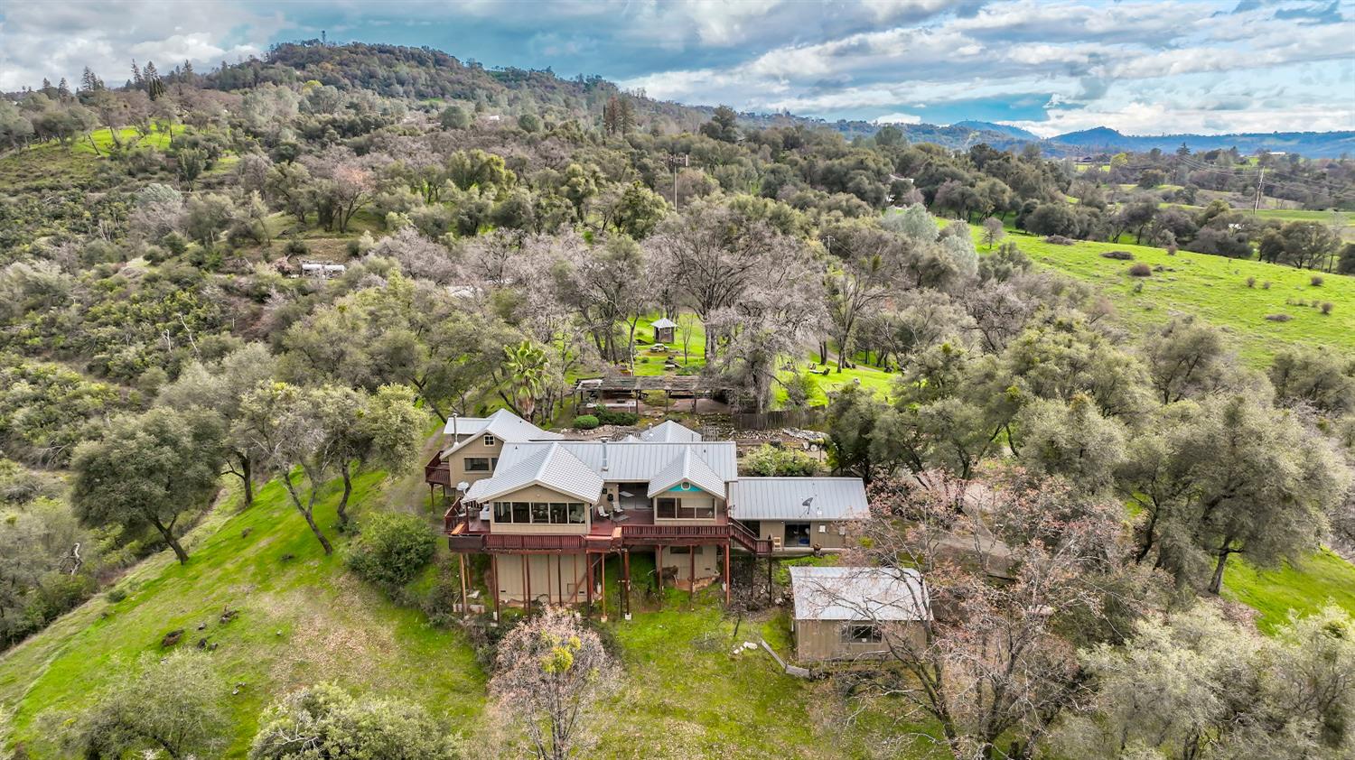 Detail Gallery Image 49 of 86 For 8812 Miwok Trl, Mokelumne Hill,  CA 95245 - 3 Beds | 4 Baths