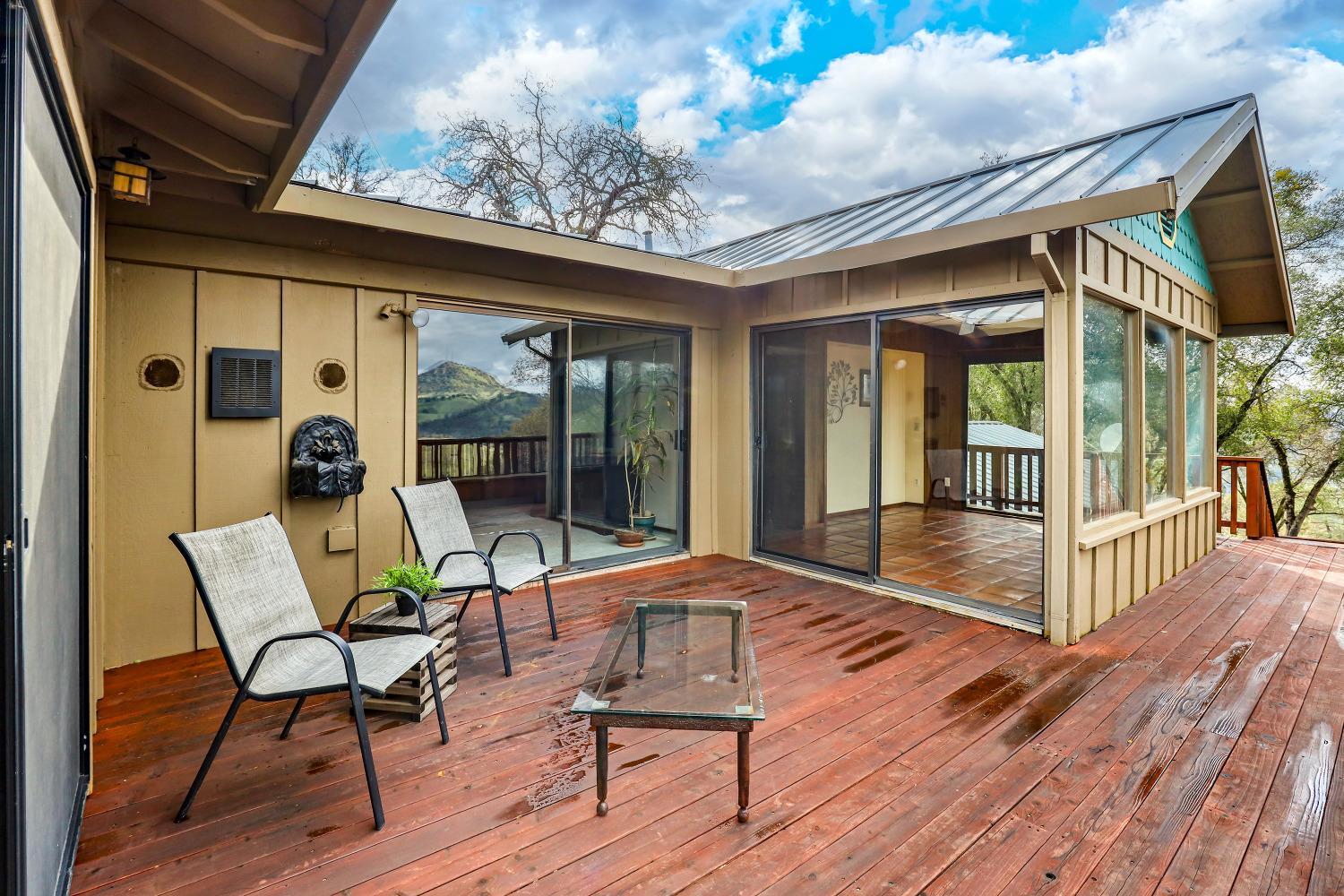 Detail Gallery Image 52 of 86 For 8812 Miwok Trl, Mokelumne Hill,  CA 95245 - 3 Beds | 4 Baths