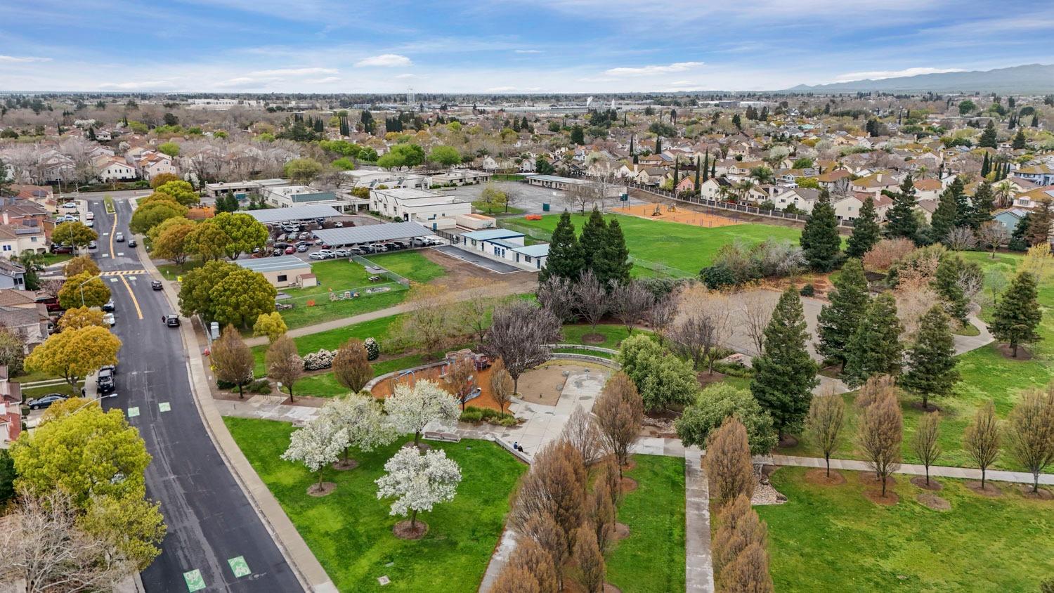 Detail Gallery Image 66 of 66 For 1719 Flora Way, Tracy,  CA 95376 - 4 Beds | 3/1 Baths