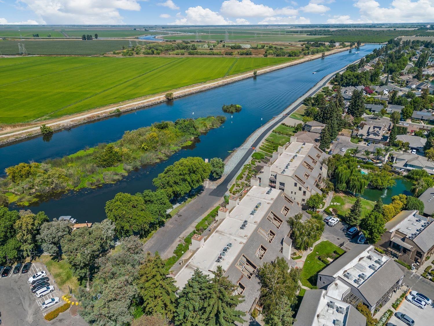 Detail Gallery Image 61 of 64 For 6713 Embarcadero Dr #27,  Stockton,  CA 95219 - 2 Beds | 2 Baths
