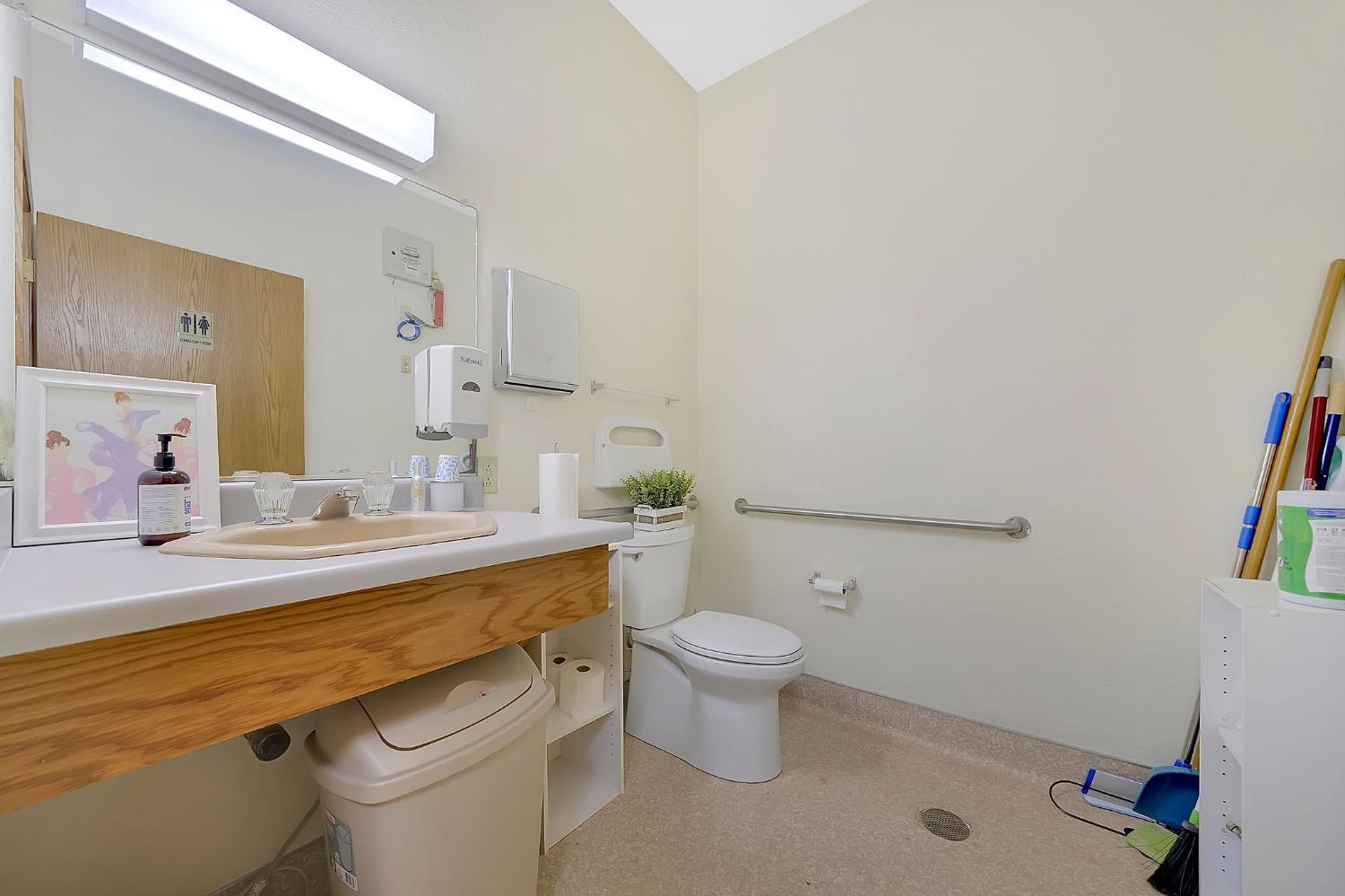 Detail Gallery Image 69 of 98 For 19881 State Highway 88, Pine Grove,  CA 95665 - – Beds | – Baths