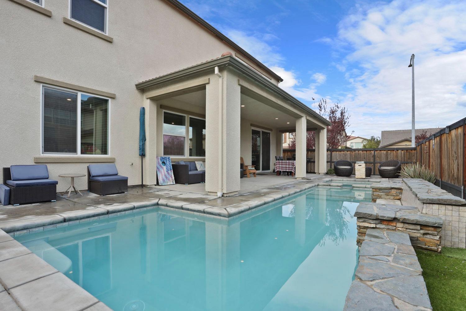 Detail Gallery Image 58 of 66 For 1719 Flora Way, Tracy,  CA 95376 - 4 Beds | 3/1 Baths