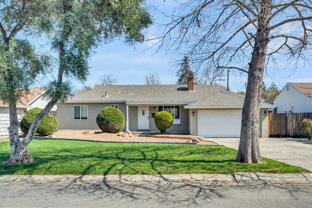 Montclaire Street, Sacramento, California image 2