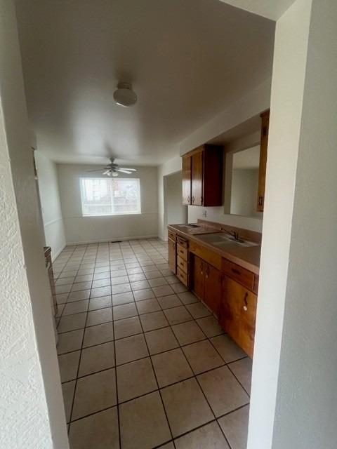 Detail Gallery Image 8 of 27 For 1451 Park St, Lodi,  CA 95242 - 3 Beds | 2 Baths