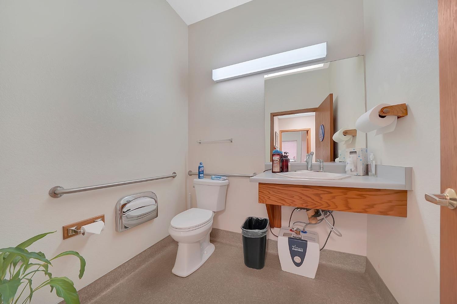 Detail Gallery Image 39 of 98 For 19881 State Highway 88, Pine Grove,  CA 95665 - – Beds | – Baths