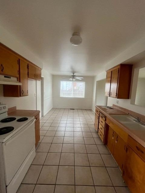 Detail Gallery Image 7 of 27 For 1451 Park St, Lodi,  CA 95242 - 3 Beds | 2 Baths