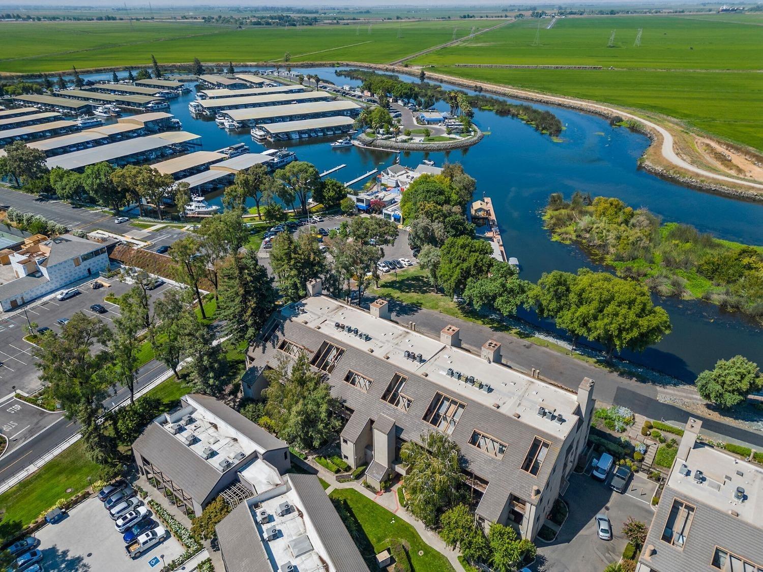 Detail Gallery Image 57 of 64 For 6713 Embarcadero Dr #27,  Stockton,  CA 95219 - 2 Beds | 2 Baths