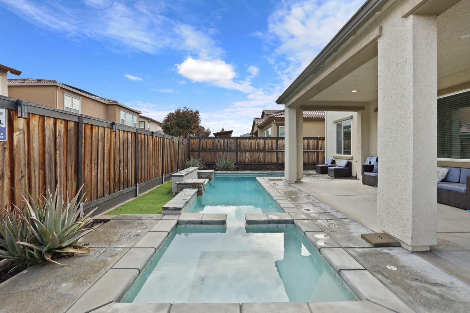 Detail Gallery Image 54 of 66 For 1719 Flora Way, Tracy,  CA 95376 - 4 Beds | 3/1 Baths