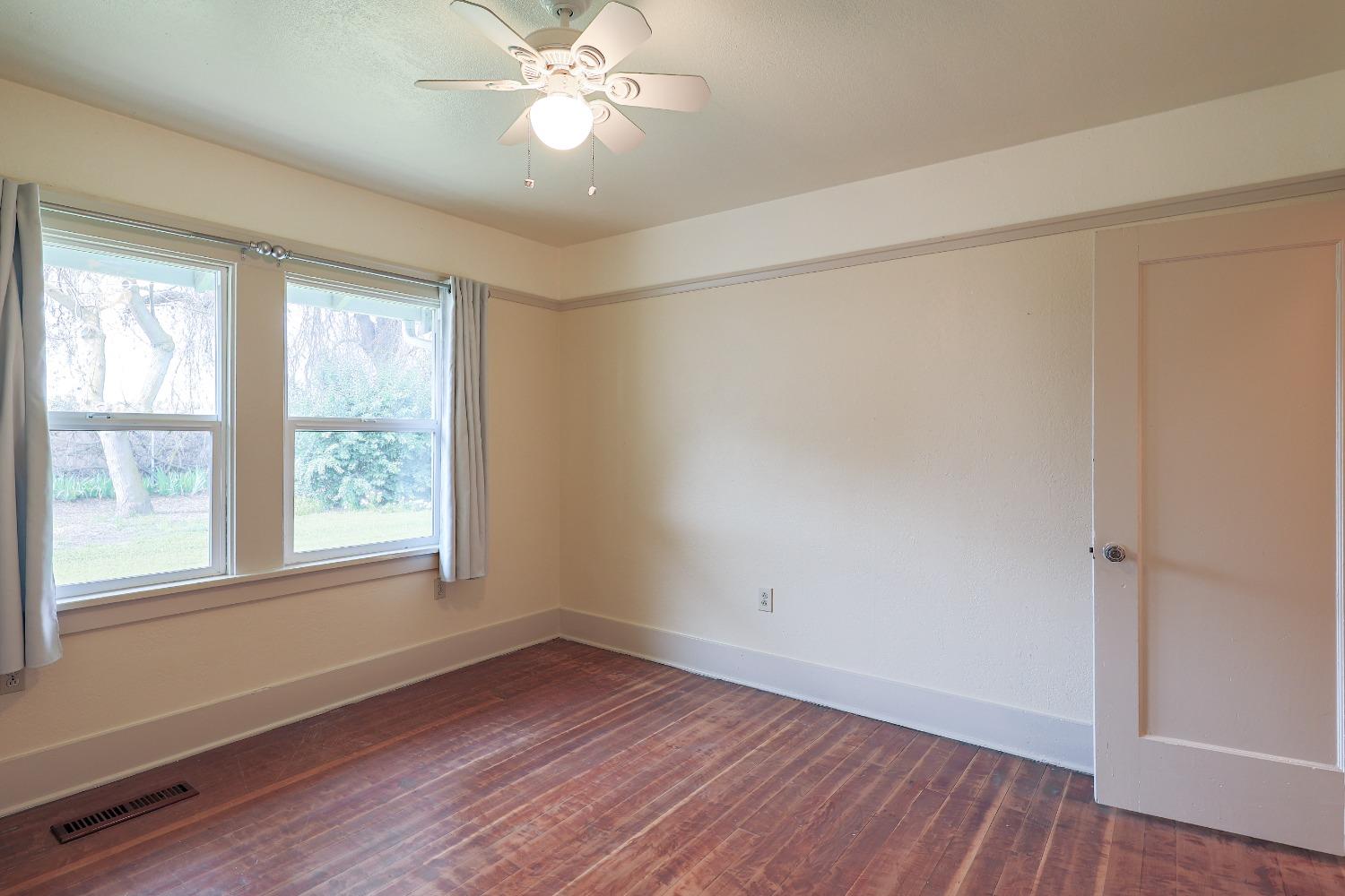 Detail Gallery Image 35 of 80 For 13419 Bentley St, Waterford,  CA 95386 - 3 Beds | 2 Baths