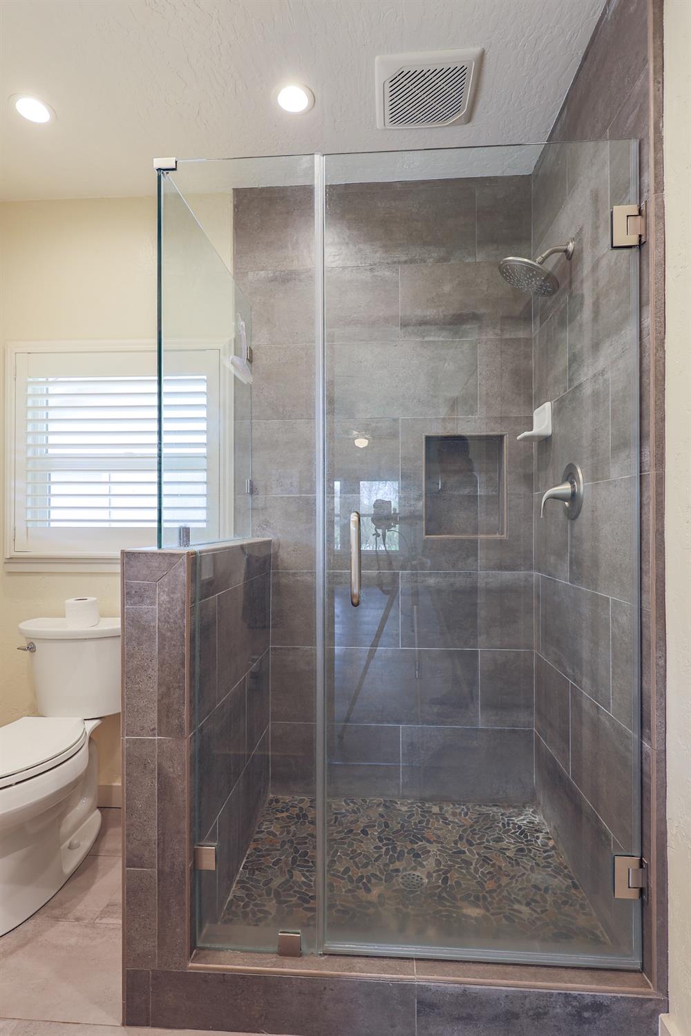 Detail Gallery Image 37 of 80 For 13419 Bentley St, Waterford,  CA 95386 - 3 Beds | 2 Baths